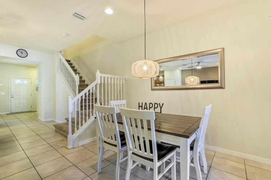 Magical Retreat With Themed Pool Near Holiday home Kissimmee