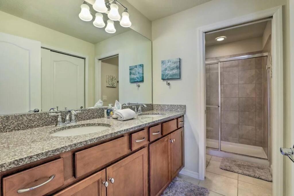 Magical Retreat With Themed Pool Near * Kissimmee