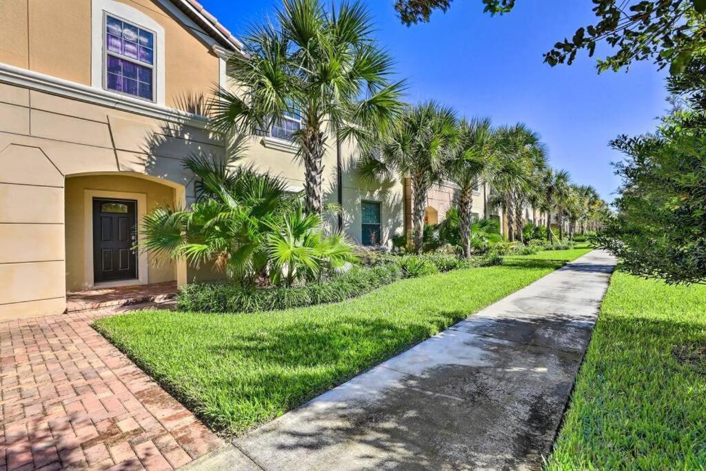 Magical Retreat With Themed Pool Near * Kissimmee