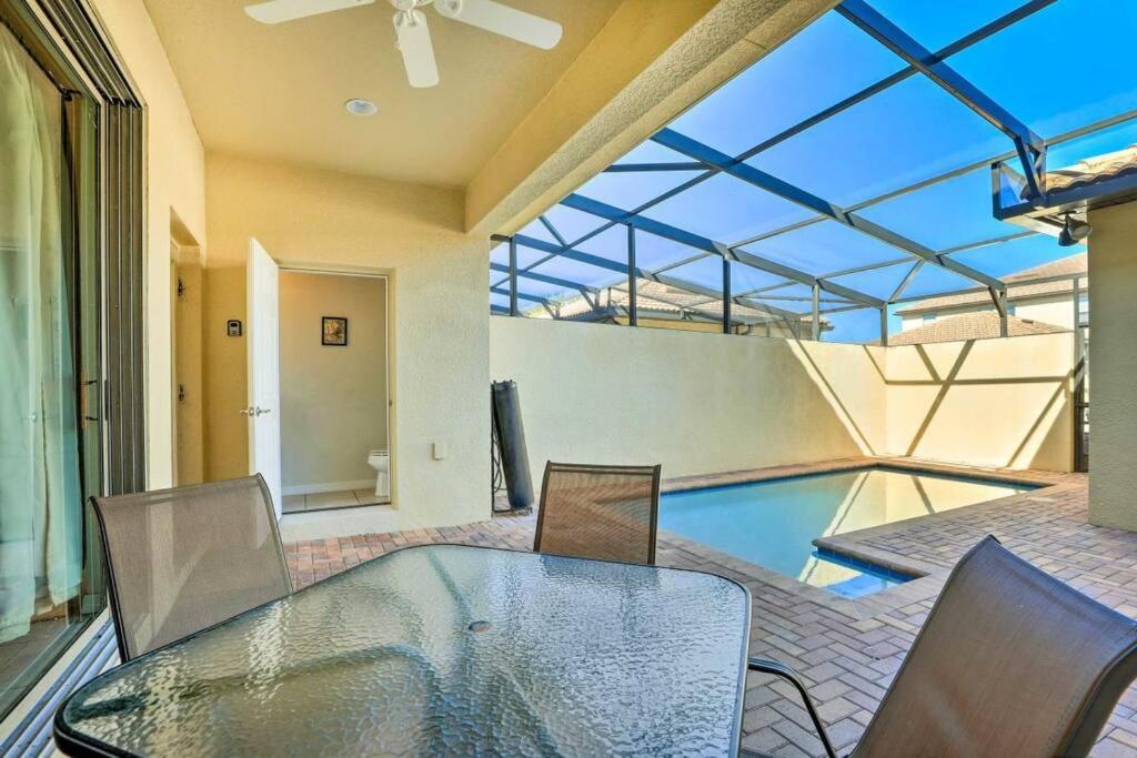 Holiday home Magical Retreat With Themed Pool Near