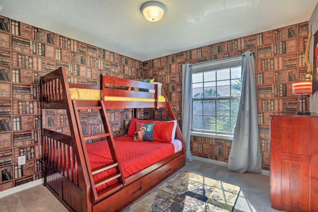Magical Retreat With Themed Pool Near * Kissimmee